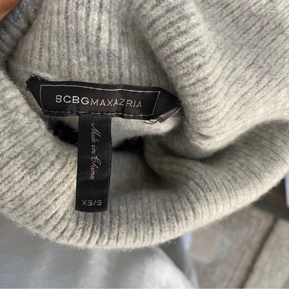 BCBGmaxarzia wool cashmere blend thick fabric sweater women’s size XS - Picture 4 of 6